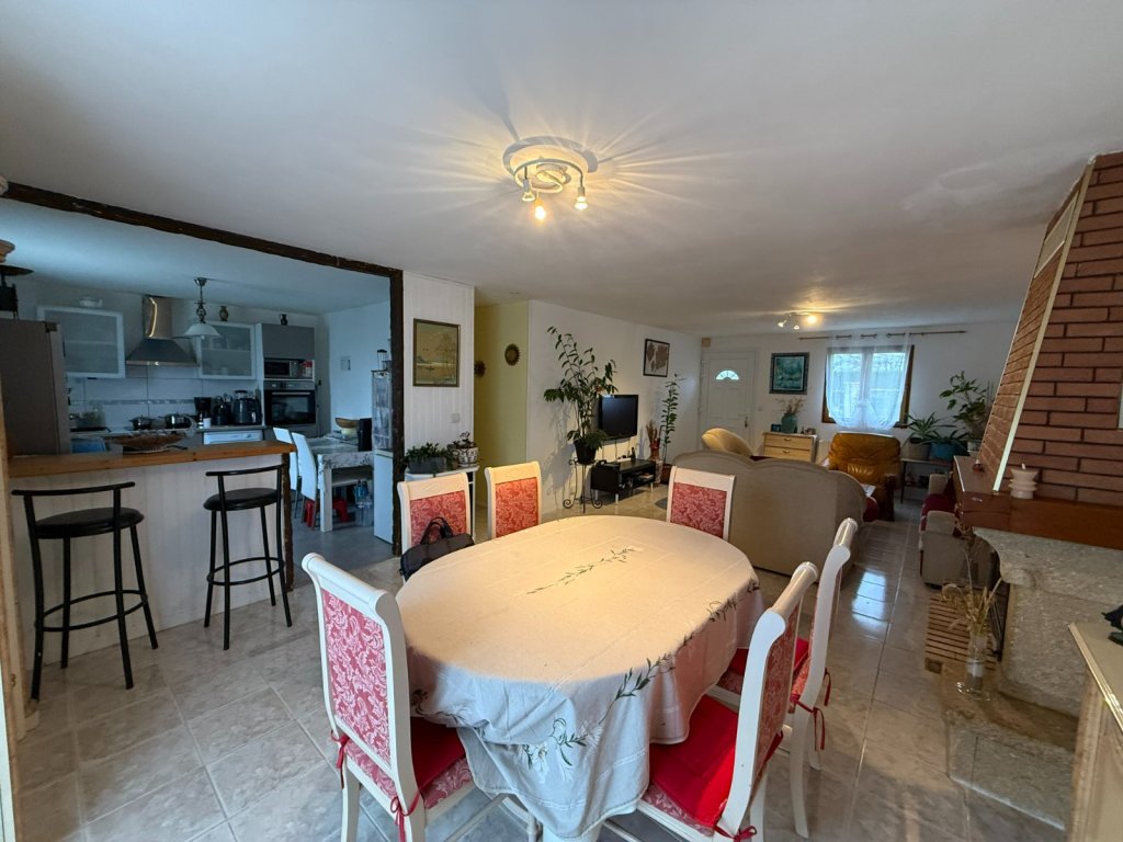 maison traditionnelle de Plain Pied A VENDRE - GRANDPUITS BAILLY CARROIS - 90 m2 - 254�000�&euro;