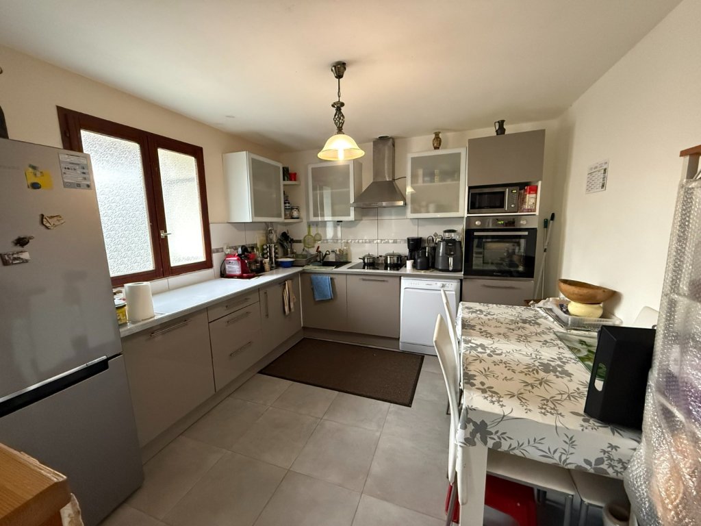 maison traditionnelle de Plain Pied A VENDRE - GRANDPUITS BAILLY CARROIS - 90 m2 - 254�000�&euro;