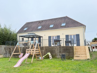 Maison traditionnelle A VENDRE - GUERARD - 200 m2 - 436�000�&euro;