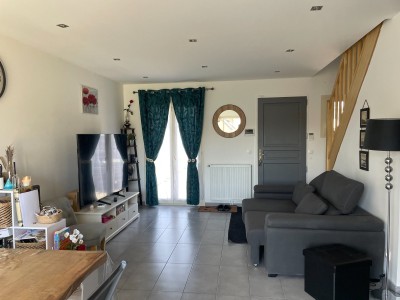 Maison traditionnelle A VENDRE - JOUY LE CHATEL - 95 m2 - 294000€