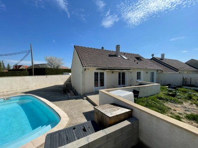 maison traditionnelle A VENDRE - JOUY LE CHATEL - 150 m2 - 335000€