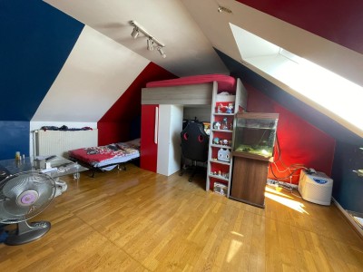 maison traditionnelle A VENDRE - JOUY LE CHATEL - 150 m2 - 335000€