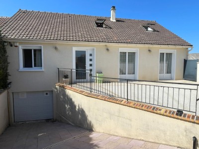 maison traditionnelle A VENDRE - JOUY LE CHATEL - 150 m2 - 335000€