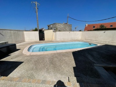 maison traditionnelle A VENDRE - JOUY LE CHATEL - 150 m2 - 335000€