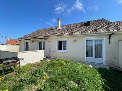 maison traditionnelle A VENDRE - JOUY LE CHATEL - 150 m2 - 335000€