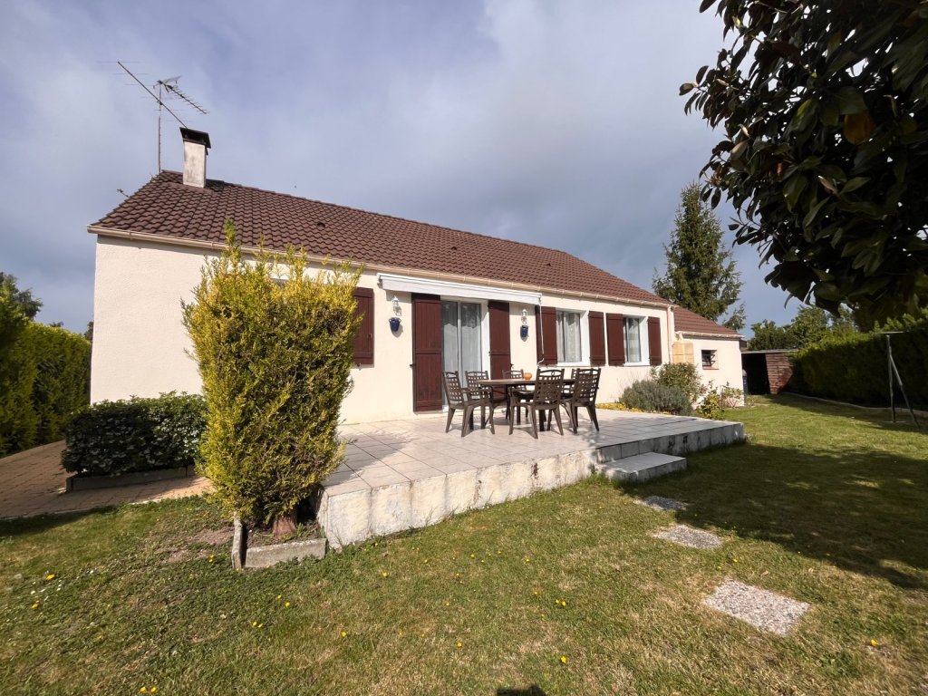 MAISON A VENDRE - JOUY LE CHATEL - 102.07 m2 - 264 000 &euro;