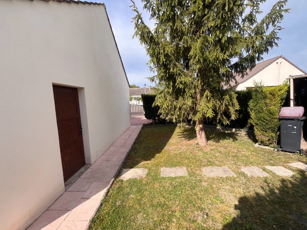 MAISON A VENDRE - JOUY LE CHATEL - 102.07 m2 - 264 000 &euro;