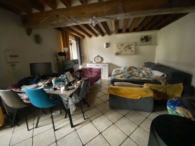 Boutique + appartartement A VENDRE - LA CROIX EN BRIE - 96 m2 - 162000€