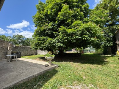 MAISON A VENDRE - LA FERTE GAUCHER - 220 m2 - 239000€