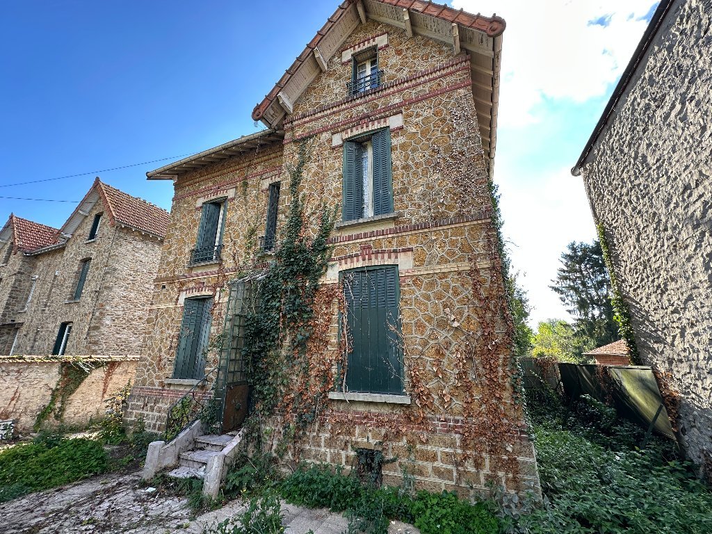 MEULIERE - LA FERTE GAUCHER - 128 m2 - VENDU
