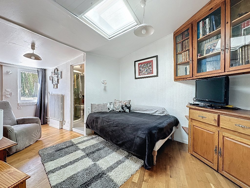 MAISON A VENDRE - LA FERTE GAUCHER - 192 m2 - 330�000�&euro;