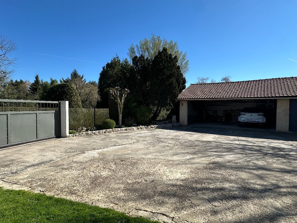 MAISON A VENDRE - LA FERTE GAUCHER - 192 m2 - 330�000�&euro;