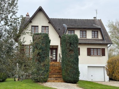 MAISON A VENDRE - LA FERTE GAUCHER - 185 m2 - 335 000 €