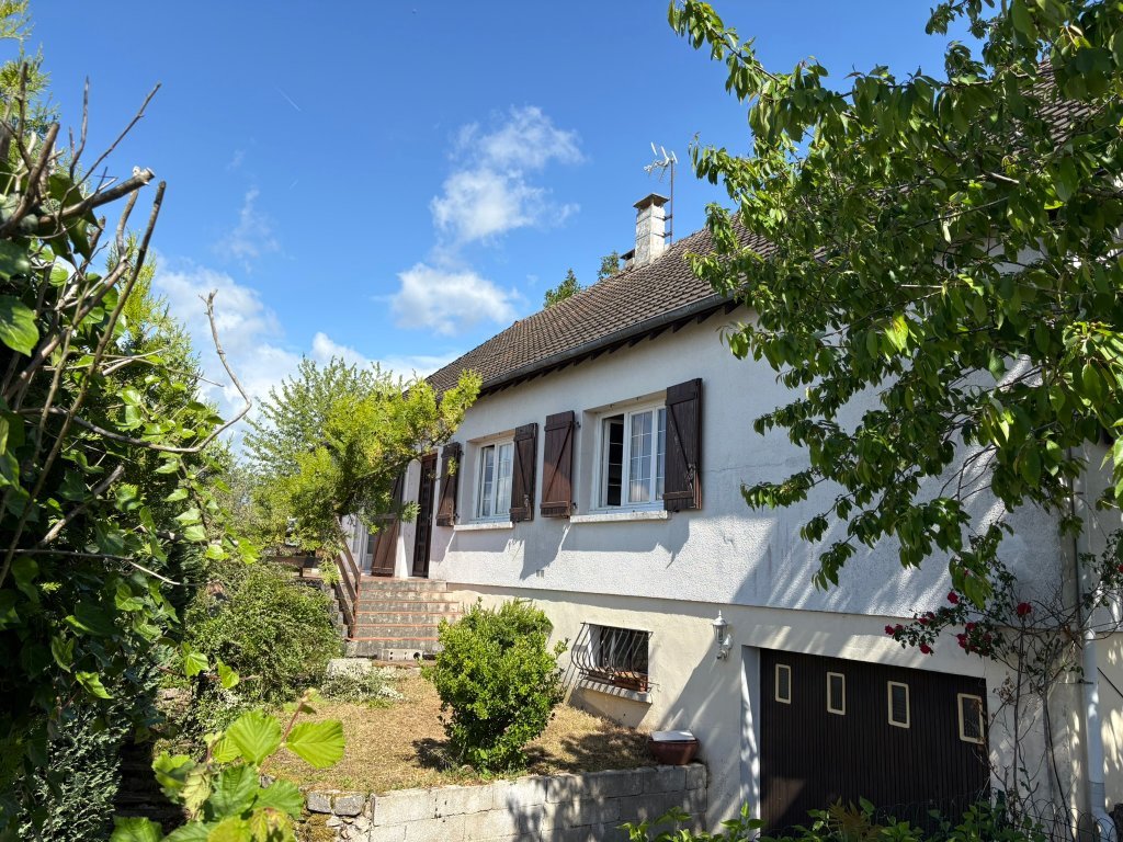 MAISON A VENDRE - LA FERTE GAUCHER - 144 m2 - 226 000 &euro;