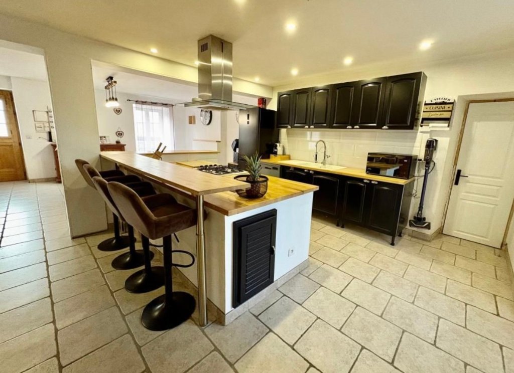 MAISON A VENDRE - LA FERTE GAUCHER - 145 m2 - 263 000 &euro;