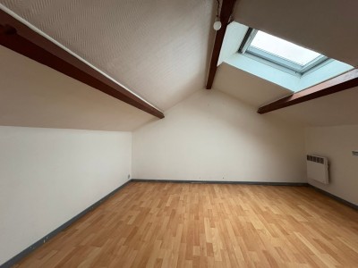 ENSEMBLE IMMOBILIER - 4 logements A VENDRE - LA FERTE GAUCHER - 240 m2 - 316 000 €