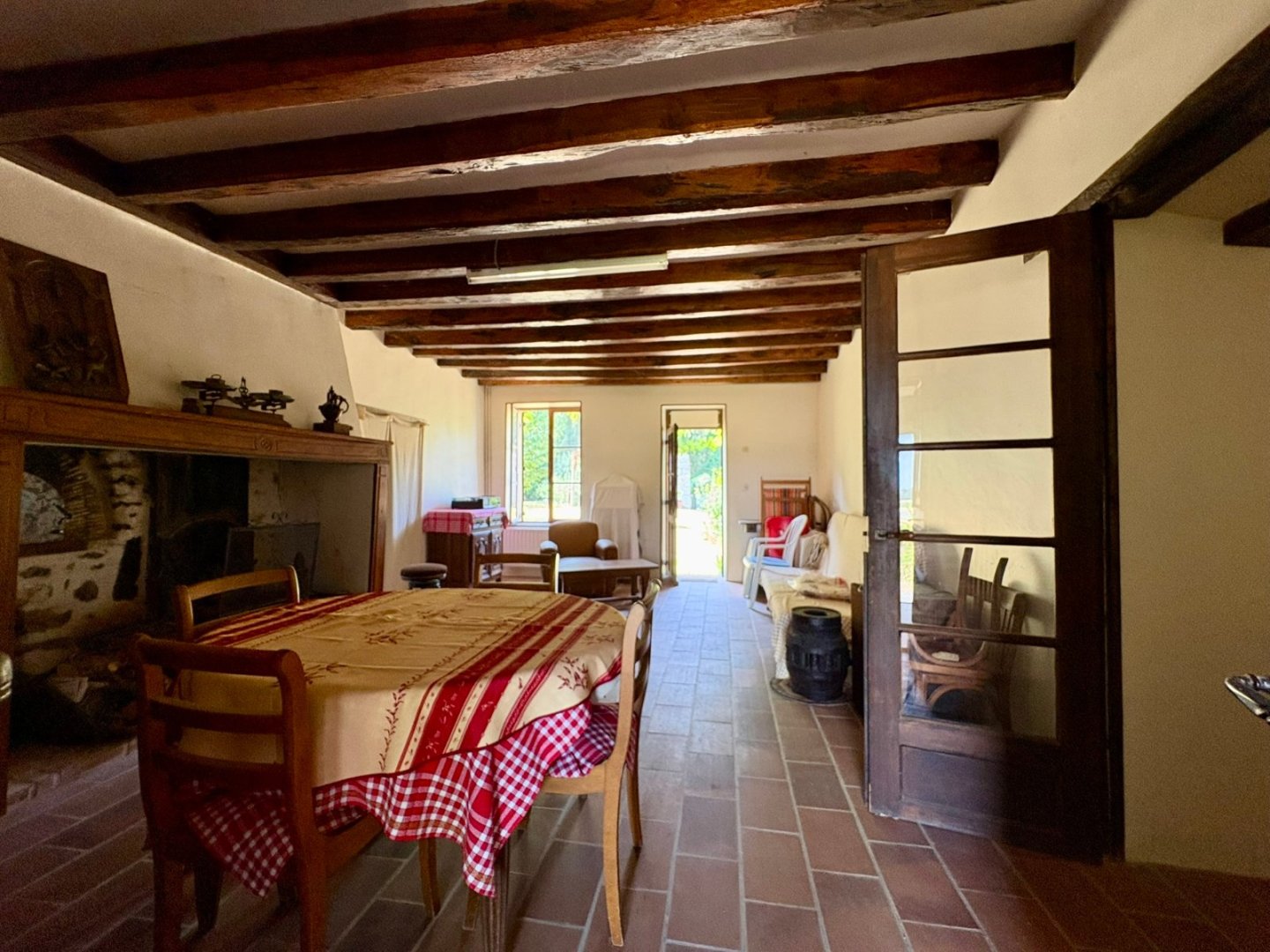 MAISON DE CAMPAGNE A VENDRE - LA FERTE GAUCHER - 180 m2 - 192 000 &euro;