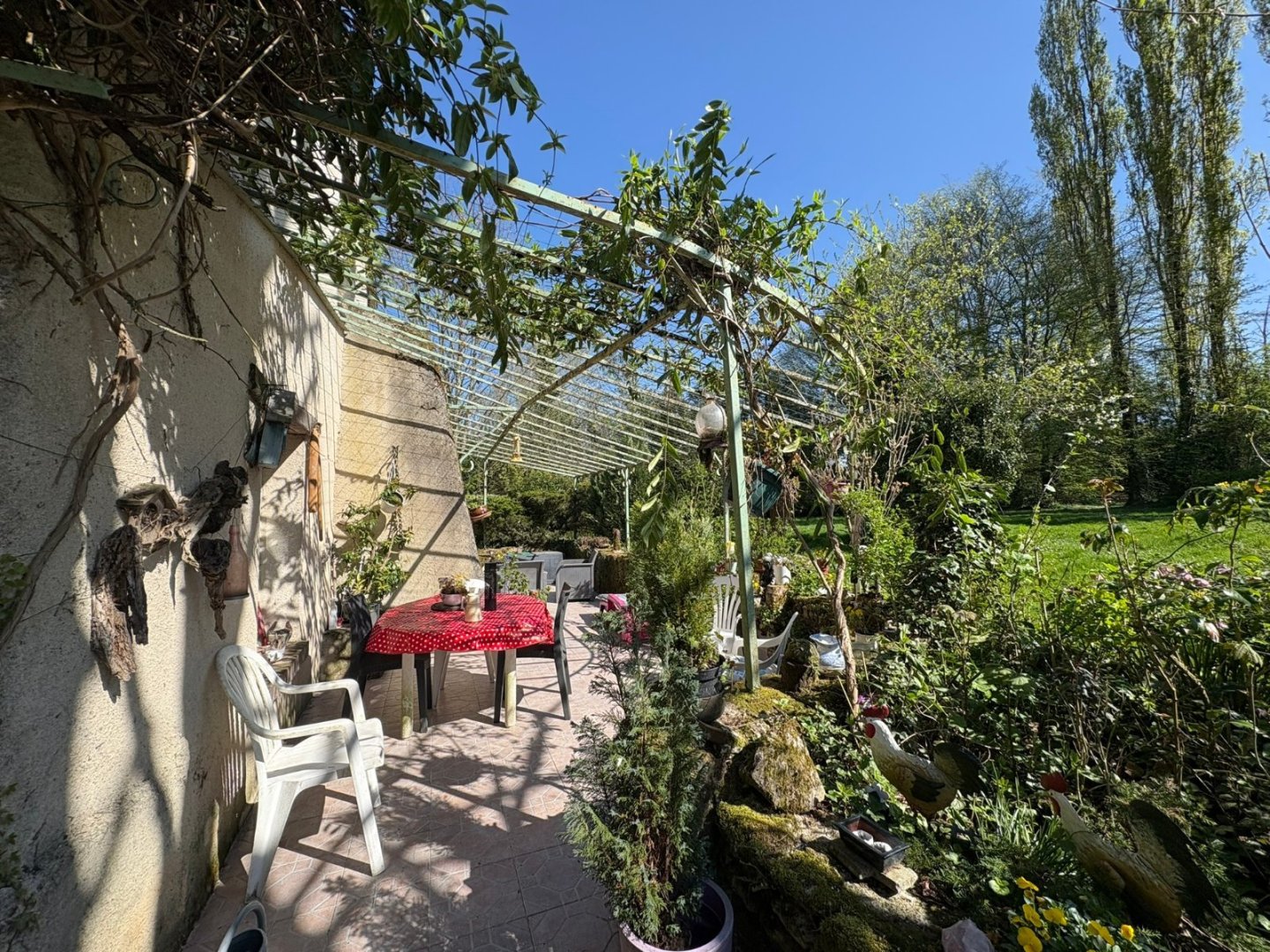LONGERE EN L A VENDRE - LA FERTE GAUCHER - 235 m2 - 341 000 &euro;