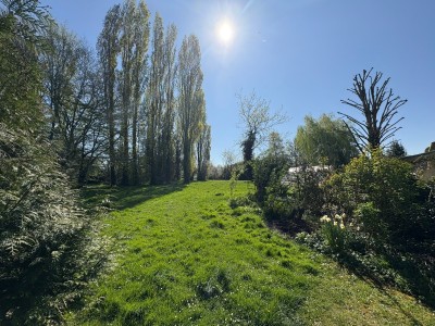 LONGERE EN L A VENDRE - LA FERTE GAUCHER - 235 m2 - 341 000 €
