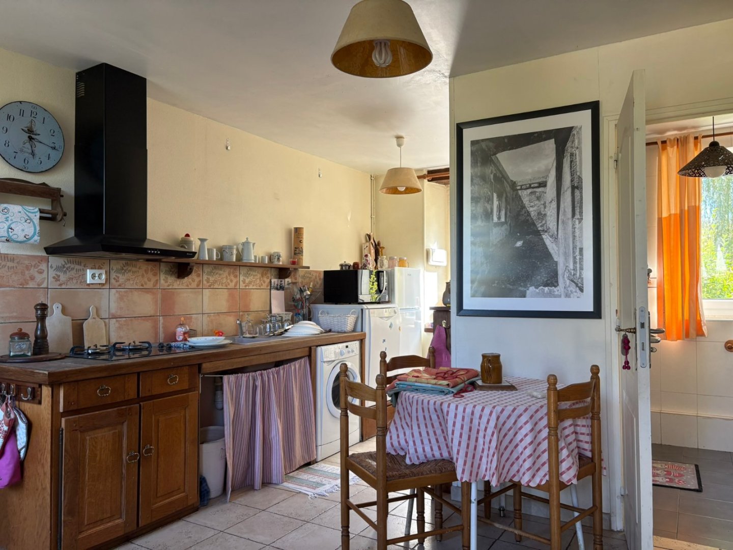 LONGERE EN L A VENDRE - LA FERTE GAUCHER - 235 m2 - 341 000 &euro;