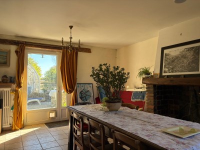 LONGERE EN L A VENDRE - LA FERTE GAUCHER - 235 m2 - 341 000 €