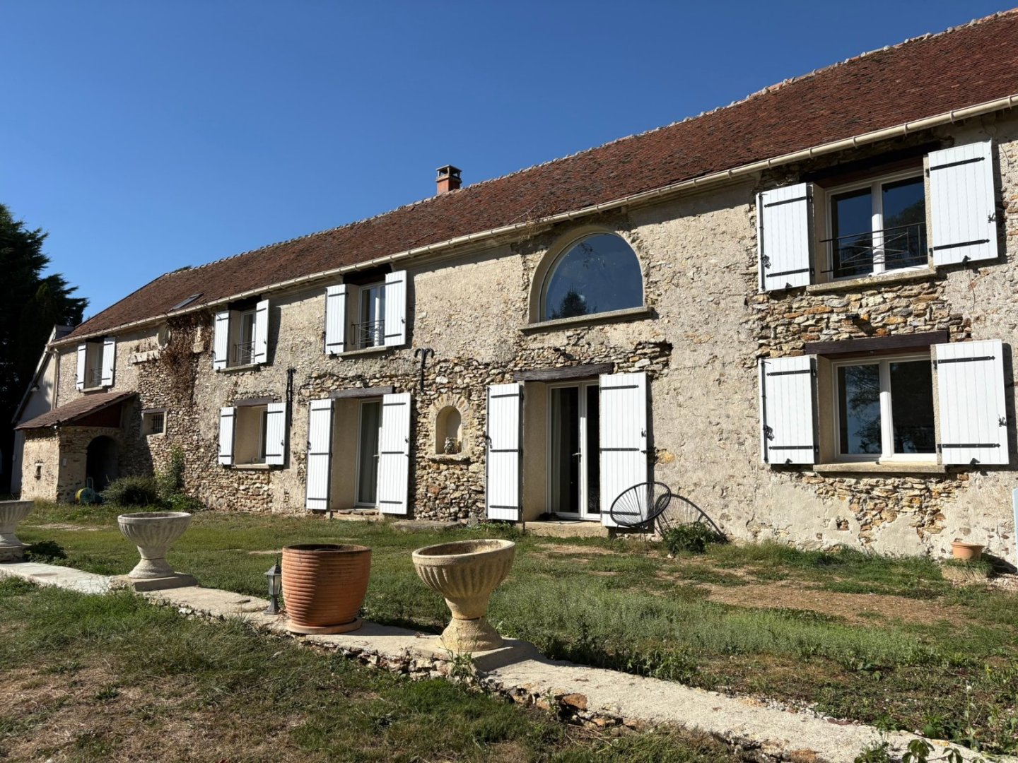 MAISON A VENDRE - LA FERTE GAUCHER - 250 m2 - 368 000 &euro;