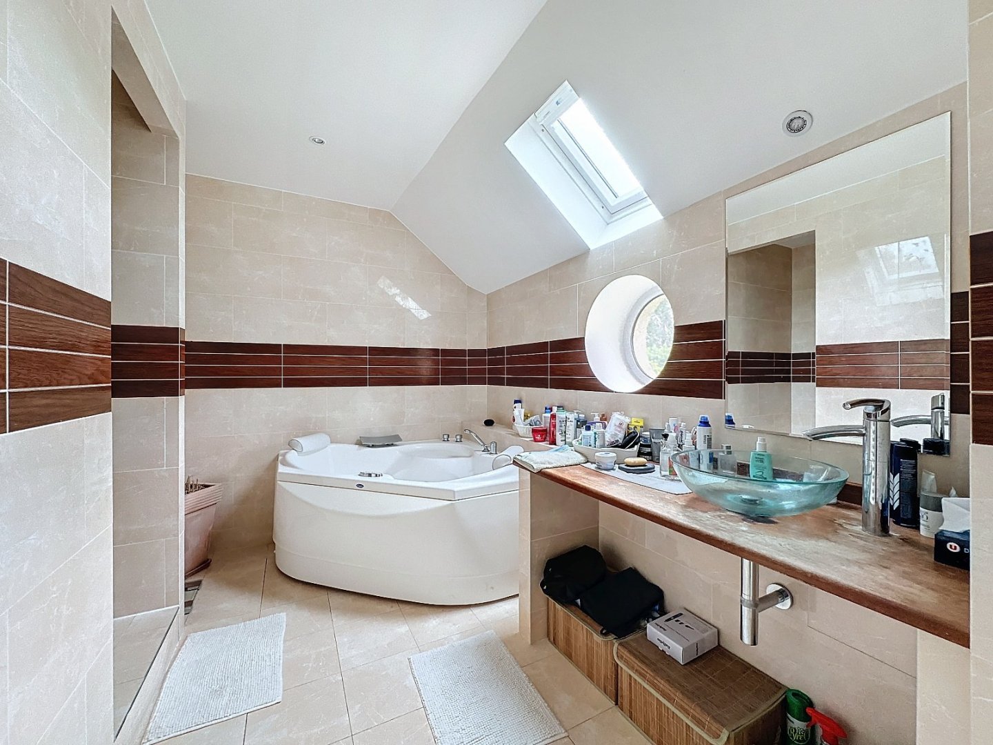 MAISON A VENDRE - LA FERTE GAUCHER - 250 m2 - 368 000 &euro;