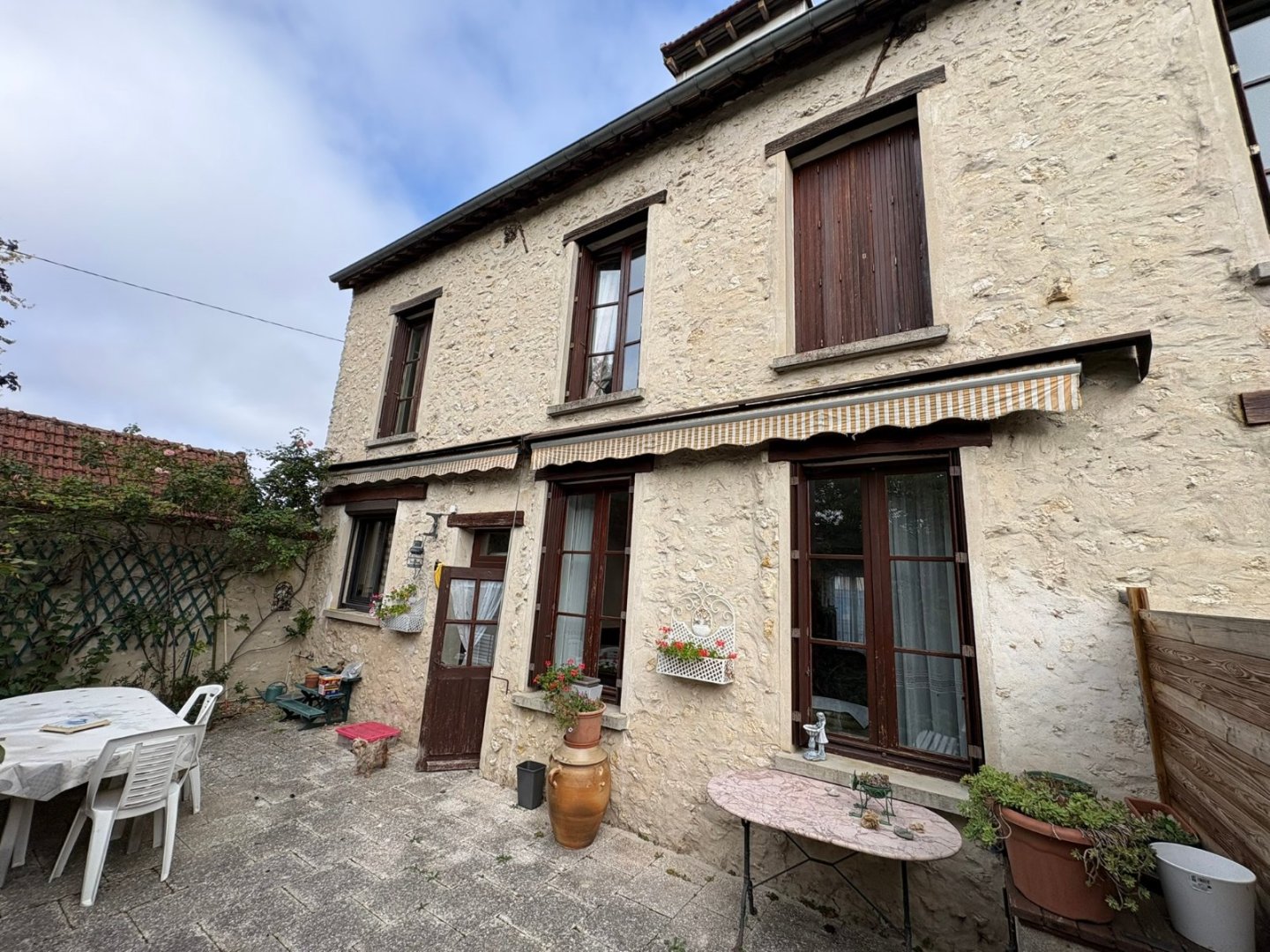 MAISON 5 CHAMBRES A VENDRE - LA FERTE GAUCHER - 150 m2 - 231 000 &euro;