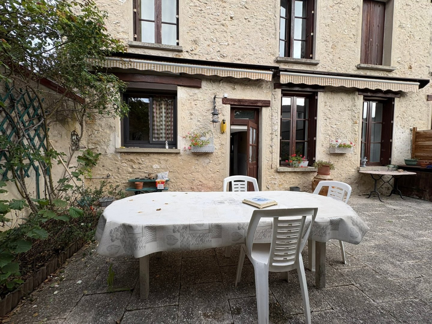 MAISON 5 CHAMBRES A VENDRE - LA FERTE GAUCHER - 150 m2 - 231 000 &euro;