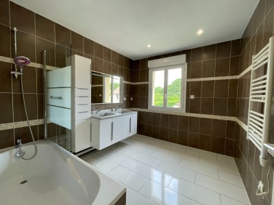 maison traditionnelle A VENDRE - LE PLESSIS FEU AUSSOUX - 87.47 m2 - 243000€