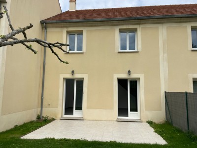 maison traditionnelle A VENDRE - LE PLESSIS FEU AUSSOUX - 87.47 m2 - 243000€