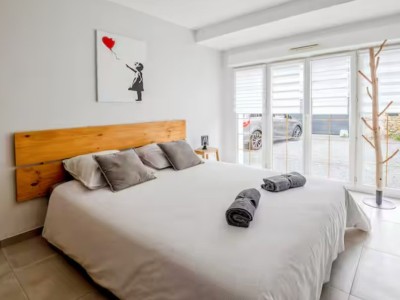 MAISON TRADITIONNELLE A VENDRE - LE PLESSIS FEU AUSSOUX - 158 m2 - 385 000 €