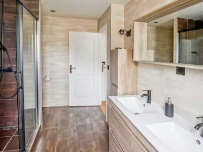 MAISON TRADITIONNELLE A VENDRE - LE PLESSIS FEU AUSSOUX - 158 m2 - 385 000 €