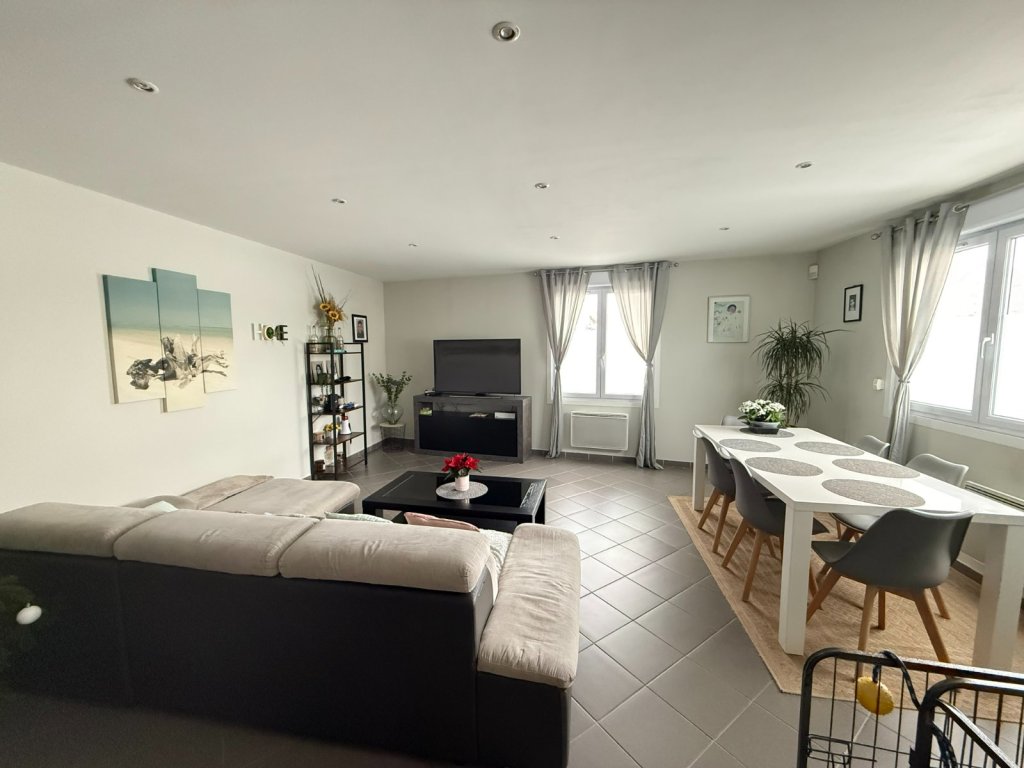 maison rurale A VENDRE - LE PLESSIS FEU AUSSOUX - 125 m2 - 208�000�&euro;