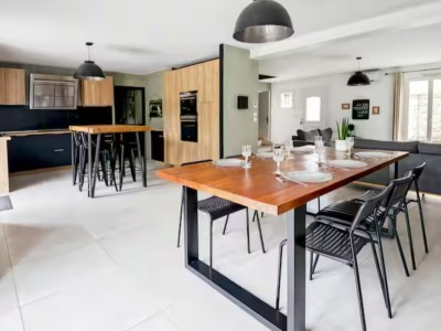 MAISON TRADITIONNELLE - LE PLESSIS FEU AUSSOUX - 158 m2 - VENDU