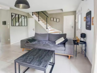 MAISON TRADITIONNELLE - LE PLESSIS FEU AUSSOUX - 158 m2 - VENDU