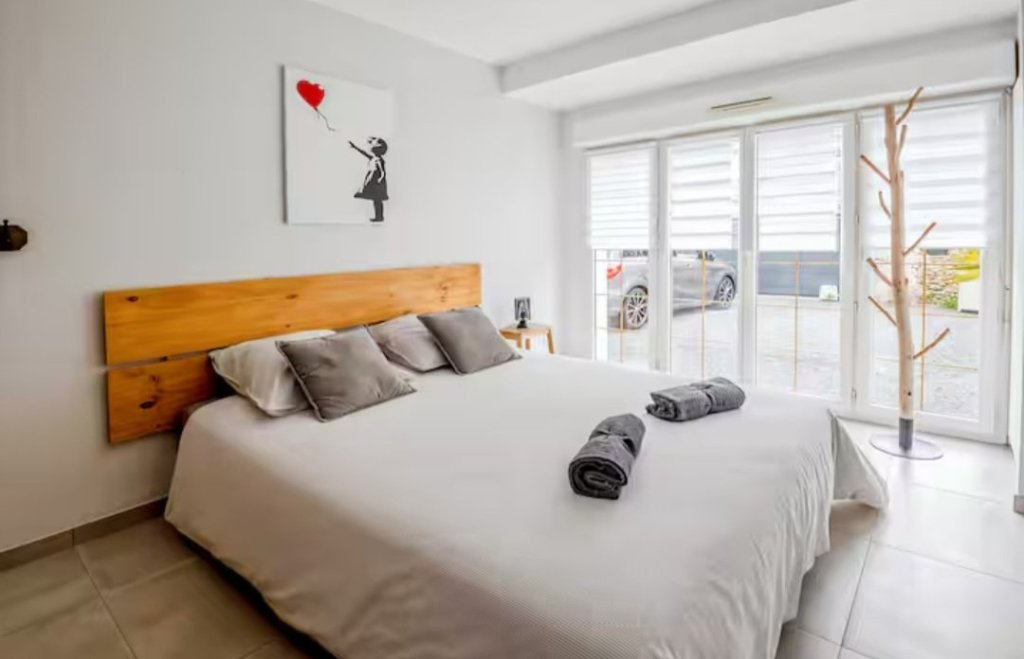 MAISON TRADITIONNELLE - LE PLESSIS FEU AUSSOUX - 158 m2 - VENDU