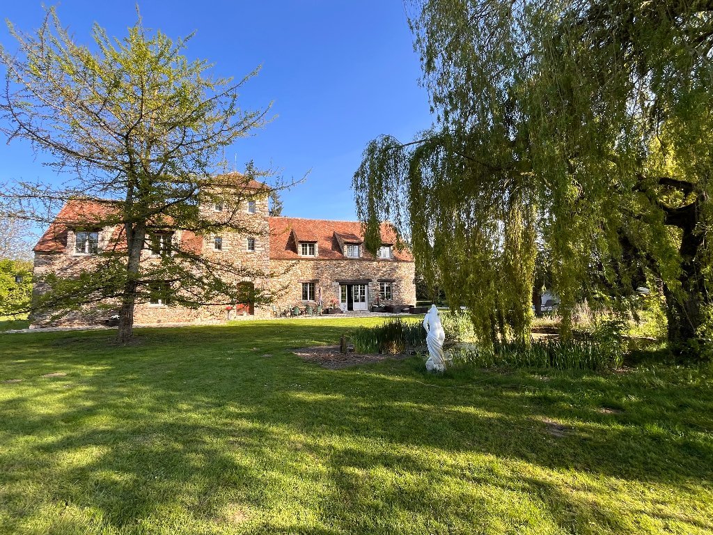 MAISON A VENDRE - LE PLESSIS FEU AUSSOUX - 300 m2 - 950 000 &euro;