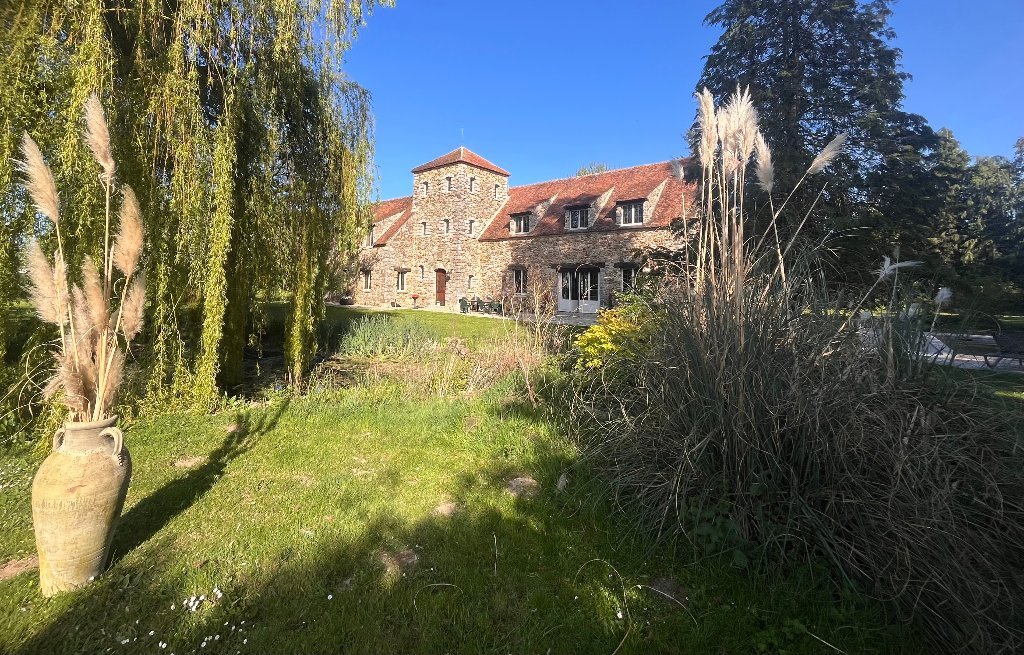 MAISON A VENDRE - LE PLESSIS FEU AUSSOUX - 300 m2 - 950 000 &euro;