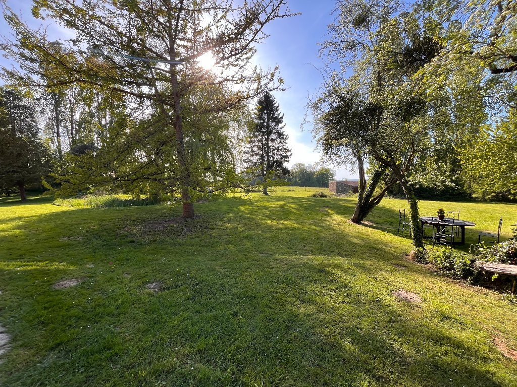 MAISON A VENDRE - LE PLESSIS FEU AUSSOUX - 300 m2 - 950 000 &euro;