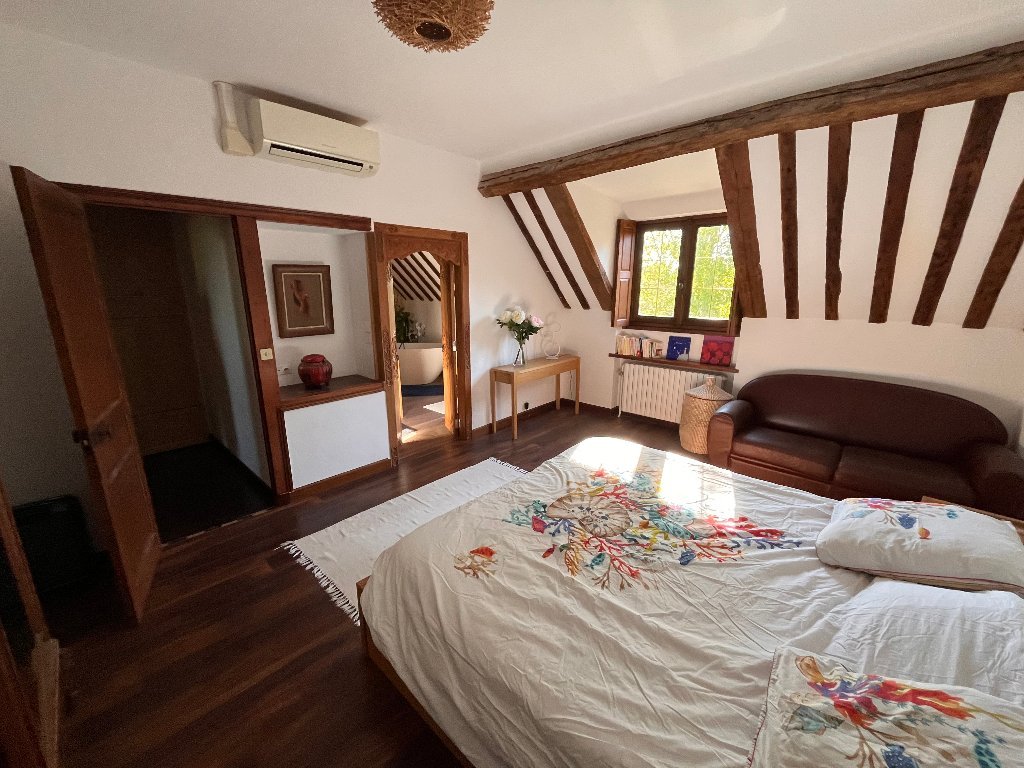MAISON A VENDRE - LE PLESSIS FEU AUSSOUX - 300 m2 - 950 000 &euro;