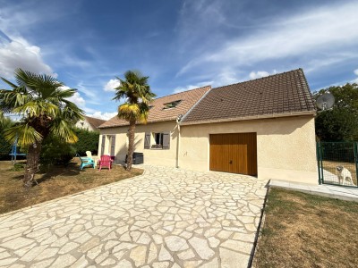 Maison Traditionnelle A VENDRE - LE PLESSIS FEU AUSSOUX - 110 m2 - 315 000 €