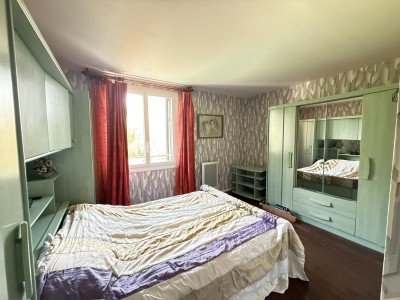 Maison Traditionnelle A VENDRE - LE PLESSIS FEU AUSSOUX - 122 m2 - 243 000 €