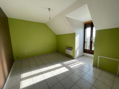 Maison traditionnelle A VENDRE - LUMIGNY NESLES ORMEAUX NESLES LA GILBERTE - 142 m2 - 299000€