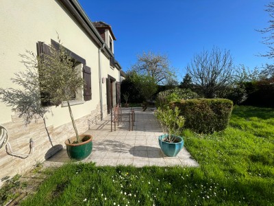 Maison traditionnelle A VENDRE - LUMIGNY NESLES ORMEAUX NESLES LA GILBERTE - 142 m2 - 299000€