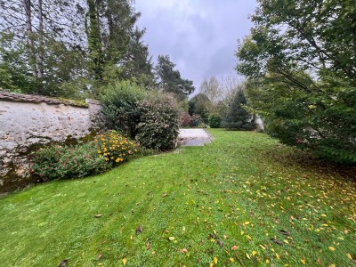 Maison Bourgeoise A VENDRE - LUMIGNY NESLES ORMEAUX - 170 m2 - 449000€