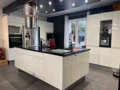 Maison traditionnelle A VENDRE - ROZAY EN BRIE - 142 m2 - 416000€