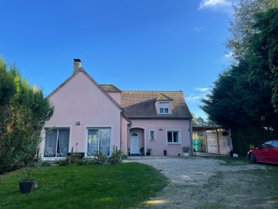 Maison traditionnelle A VENDRE - ROZAY EN BRIE - 142 m2 - 416000€