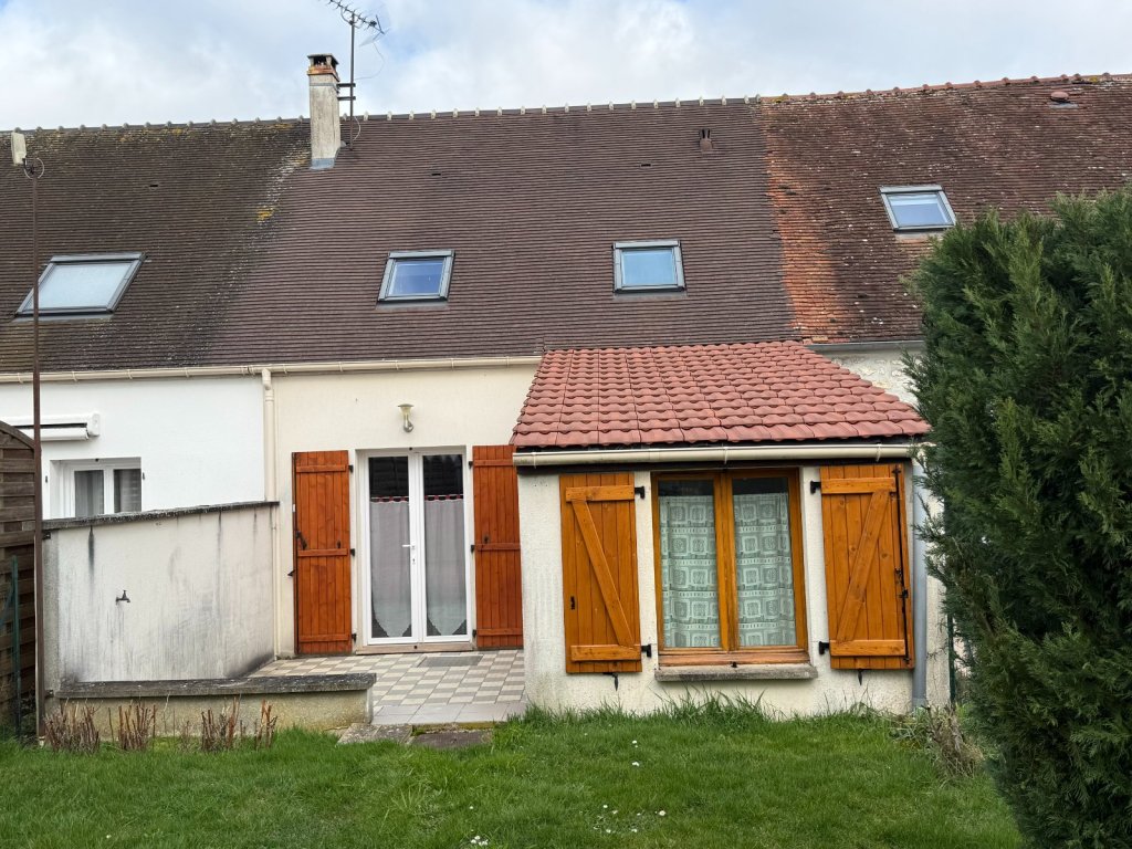 MAISON A VENDRE - PECY - 75 m2 - 229�000�&euro;