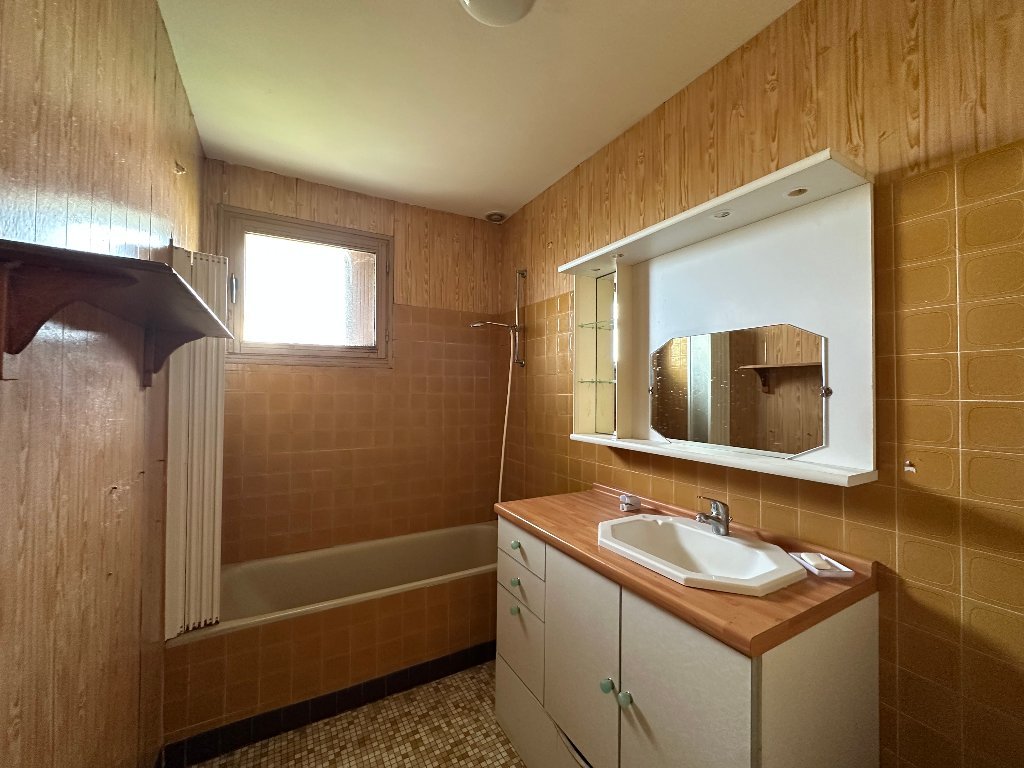 MAISON - REBAIS - 64 m2 - VENDU